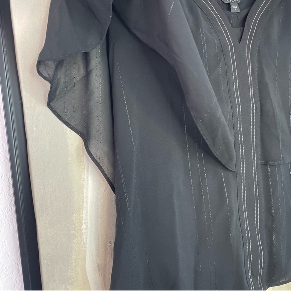 Guess Cherelle Cold Shoulder Tiered Ruffle Blouse - Picture 11 of 11